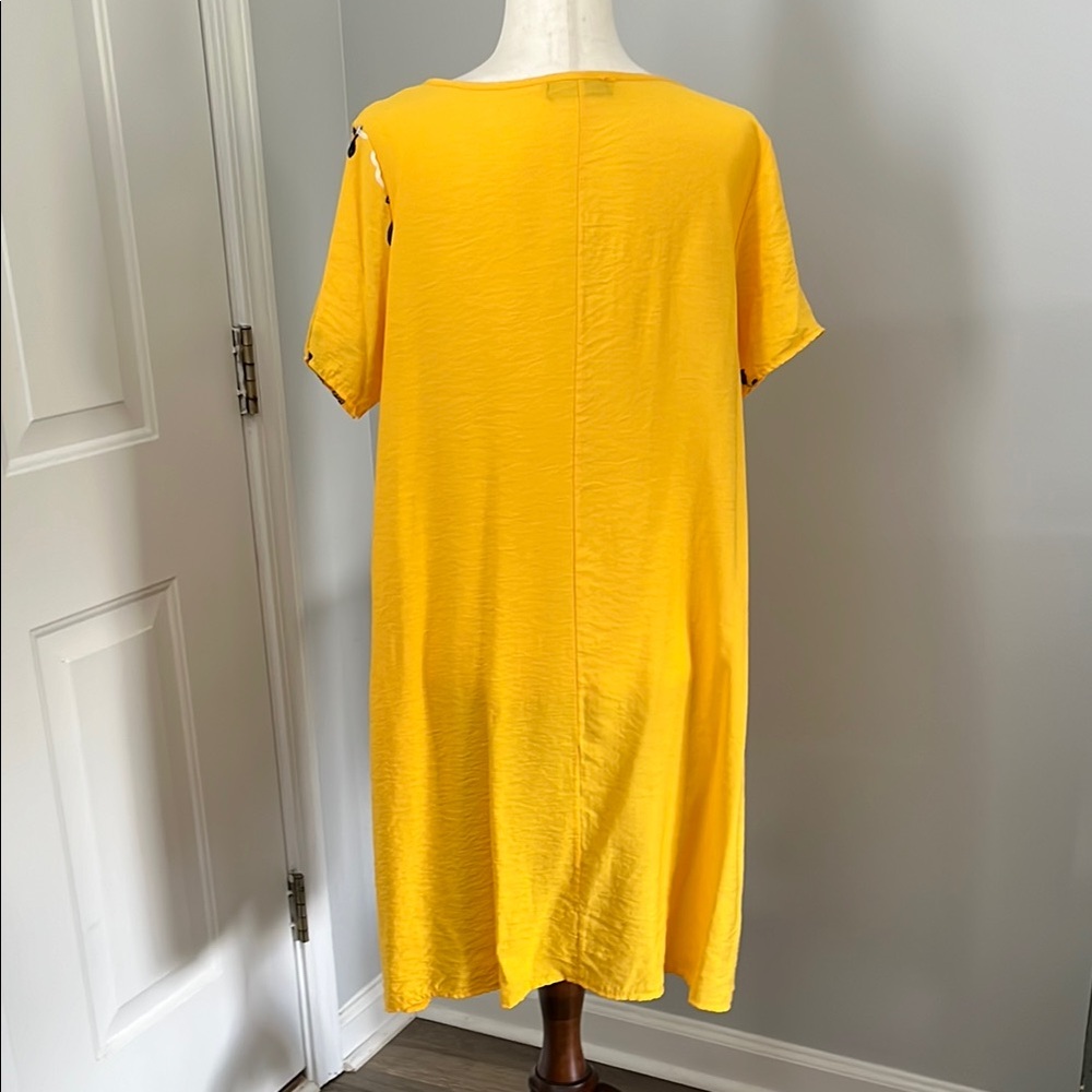 Ana & Rose Elegant Yellow Woman’s Embroidery Tunic Dress Size Medium - Picture 3 of 7